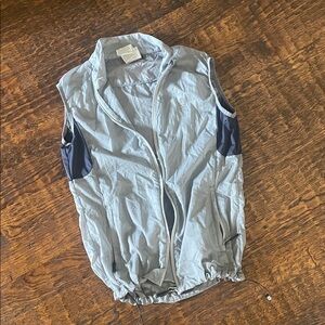Light Gray Sleeveless Reflective Windbreaker Running Vest